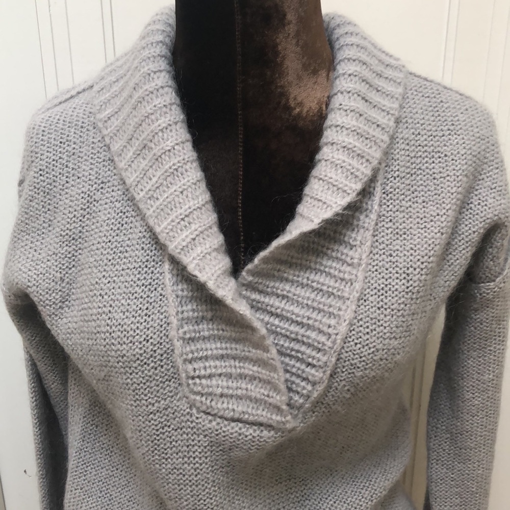 J Crew  Gray Pullover Mohair Blend Sweater M - Picture 2 of 8